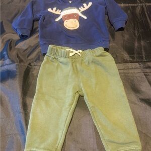 Carter's 12m hooded fleece set